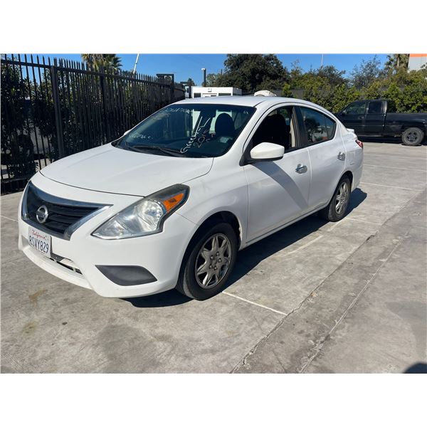 NISS VERSA 2015 T-DONATION