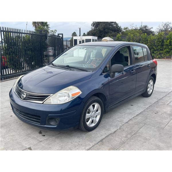 NISS VERSA 2012 O/S T-DON