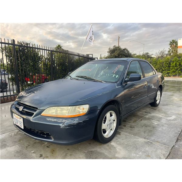 HOND ACCORD 2000 T-DONATION