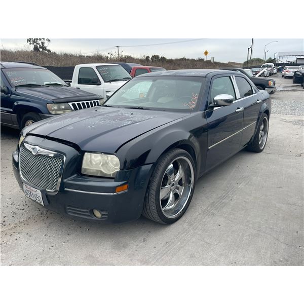 CHRY 300 2006 T-DONATION