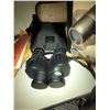 Image 10 : Bushnell Legacy Waterproof Binoculars, Office A