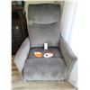 Image 1 : LazBoy Recliner Swivel Rocker C