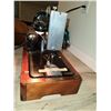 Image 15 : Antique Singer Sewing Machine A