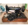Image 4 : Antique Singer Sewing Machine A
