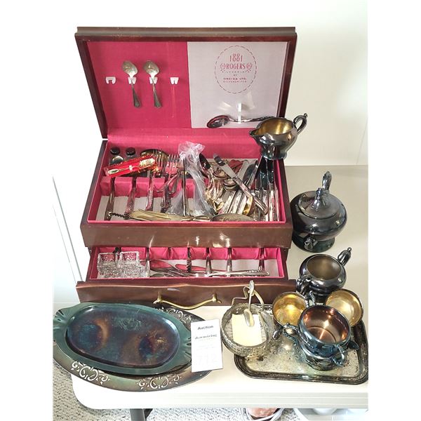 Rogers Silver Plate Cutelry 'Lilact Time' A