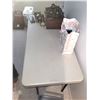 Image 1 : Lifetime Fold Down Table C