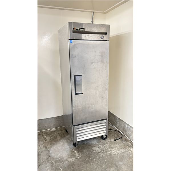 TRUE SINGLE DOOR FRIDGE. REFRIGERANT HAS BEEN REMOVED FOR TRANSIT MODEL T-23