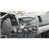 Image 12 : 2007 TOYOTA TUNDRA, 2DR PU, WHITE VIN 5TFLT52137X015262
