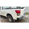Image 6 : 2007 TOYOTA TUNDRA, 2DR PU, WHITE VIN 5TFLT52137X015262
