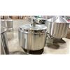Image 2 : STAINLESS STEEL COMMERCIAL 48" DIAMETER AGITATOR TANK WITH ELECTRIC AGITATOR MOTOR, MIXING PADDLE,
