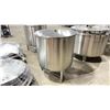 Image 2 : STAINLESS STEEL 37" DIAMETER X 32"H MASH TANK WITH FRONT ACCESS PORT & LID ON TRI LEGS