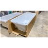 Image 2 : WHITE ACRYLIC FREE STANDING CENTER DRAIN BATHTUB 59.85"L X 28.75"D X 22.85"H