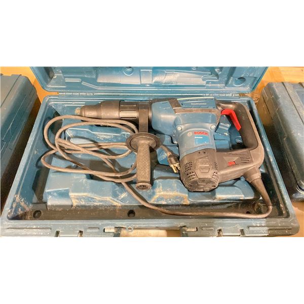 BOSCH RH540M INDUSTRIAL ELECTRIC ROTARY HAMMER DRILL IN HARD TRANSPORT CASE