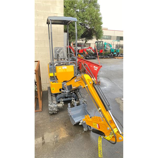 MIVA INDUSTRIAL VA12CS 2024 YELLOW 13.5 HP GAS POWERED RUBBER TRACK MINI EXCAVATOR WITH ATTACHED