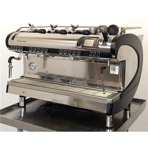 Nuova Simonelli Aurelia Wave V Espresso Machine | 726207