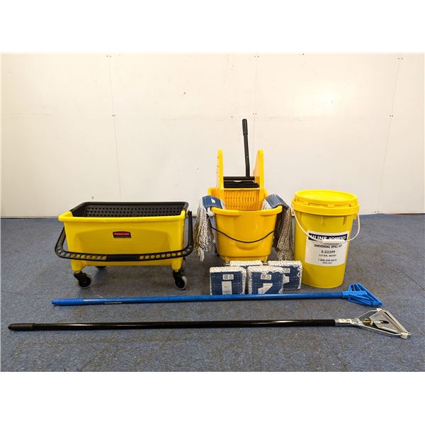 Assorted Cleaning Set - Lot of 11pcs | RkJ