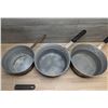 Image 2 : Various Sizes of Sauce Pans - Lot of 3pcs | FrB