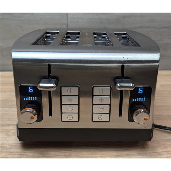 Vida Didital Stainless Steel 4-Slice Toaster | FtB