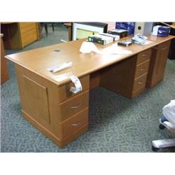 Honey Oak Traditional Double Pedestal Managers