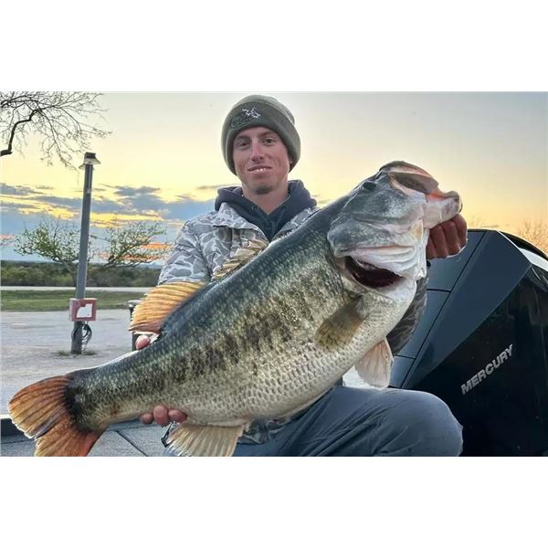 Guided Bass Fishing on Legendary O.H. Ivie Lake with Kyle Hall