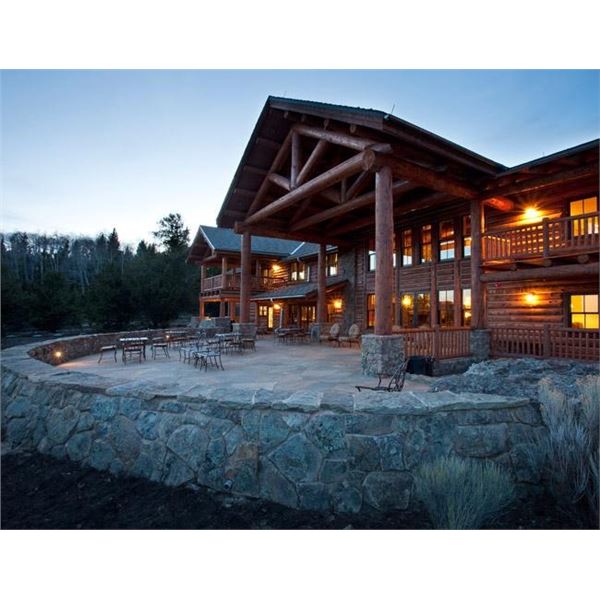 “Fall Forest to Table” Cow Elk Hunt with Vermejo Park Ranch 1 Hunter & 1 Observer