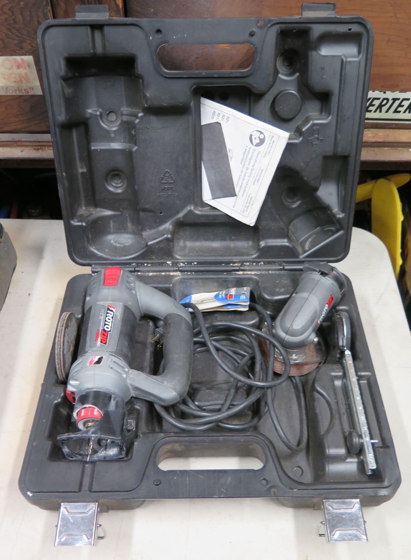 Rotozip Rz10 Bosch RotoZip RZ10 Corded Spiral Saw in Hard Case