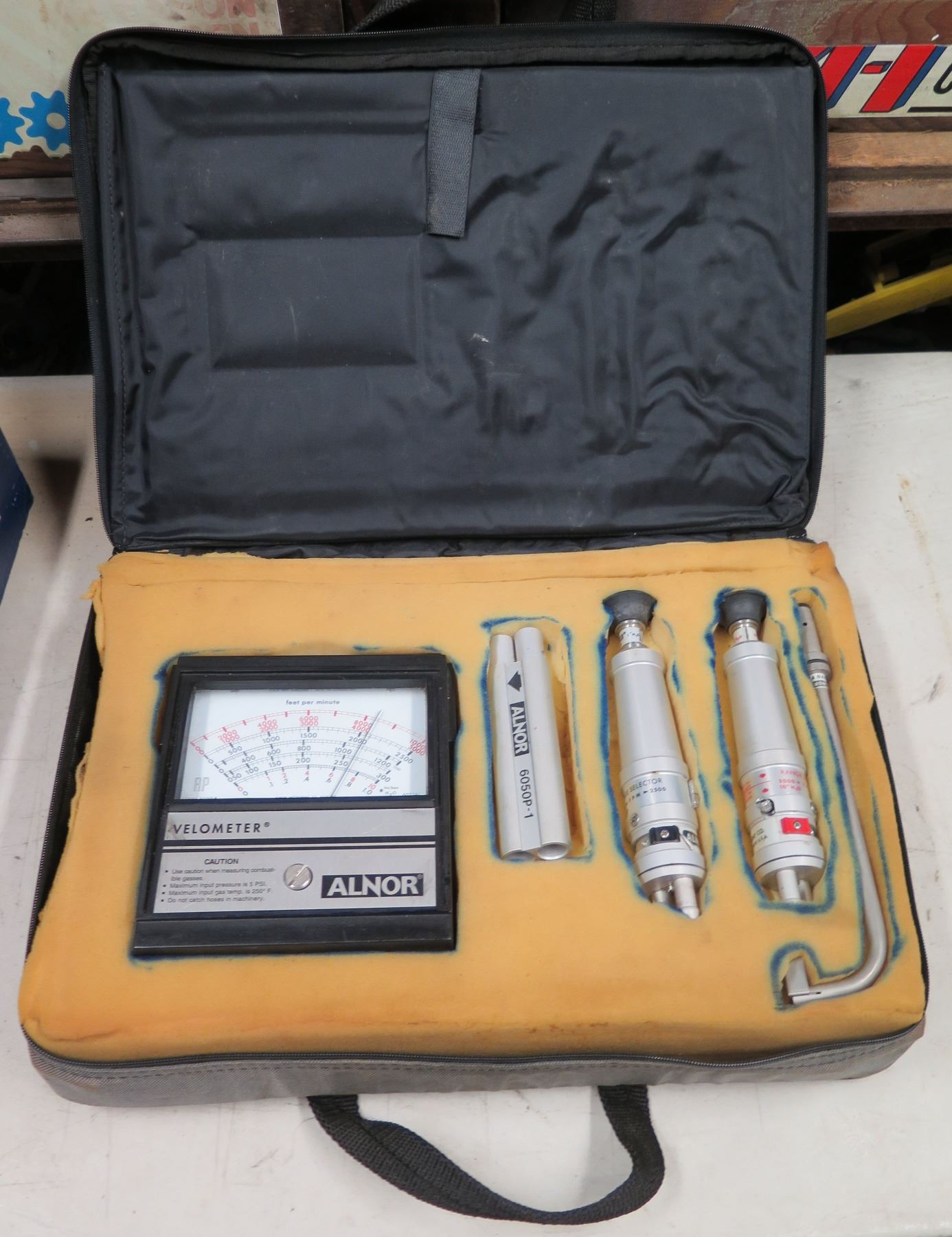 Alnor Velometer & Probes in Hard Case