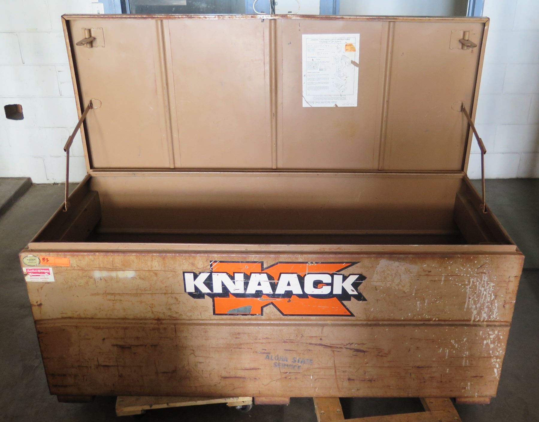 Knaack Jobsite Box w/ Watchman III Lock System 60