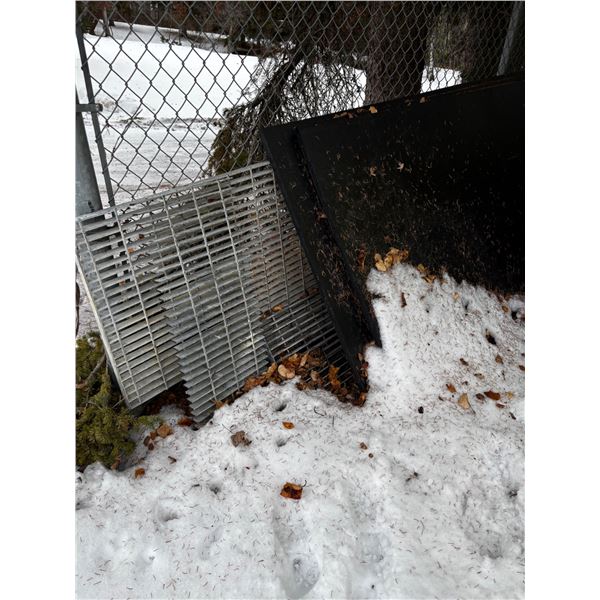Metal Grates and PVC Sheets