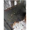 Image 3 : Metal Grates and PVC Sheets