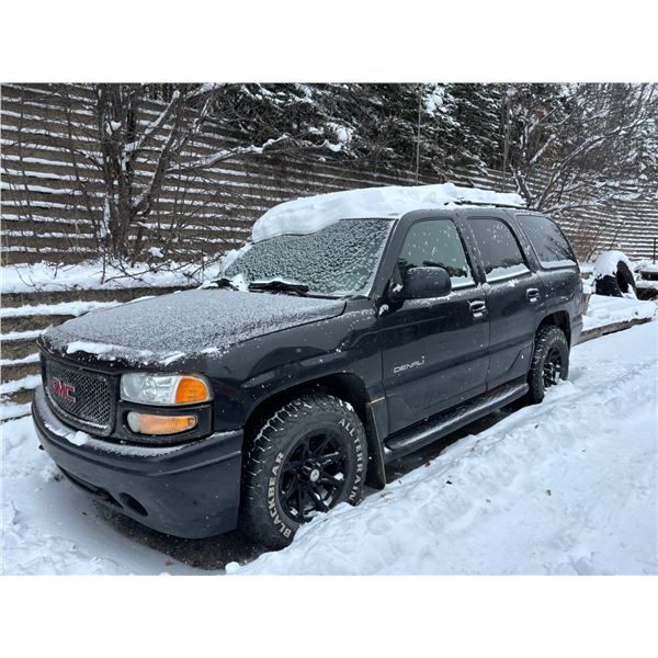 2004 GMC Yukon Denali