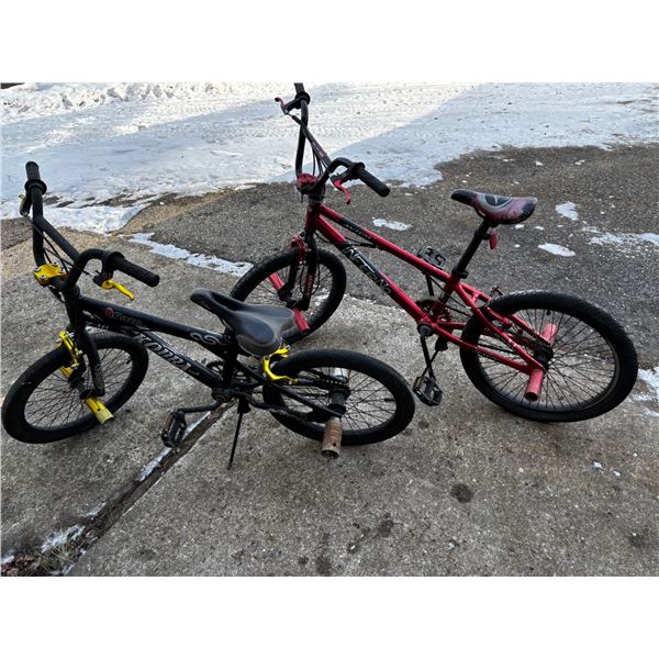 2 Children's Bikes