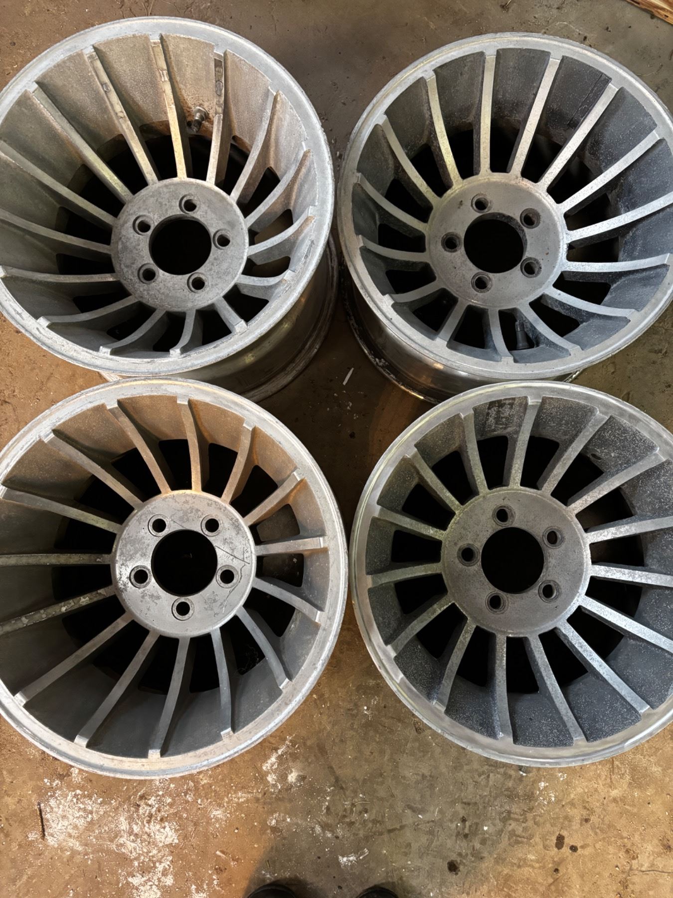 4 Metal Rims - Sunrise Estate Services Ltd