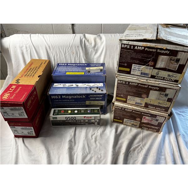 Assortment of Hardware & Power Supplies