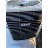 Image 3 : 2 Lennox Units