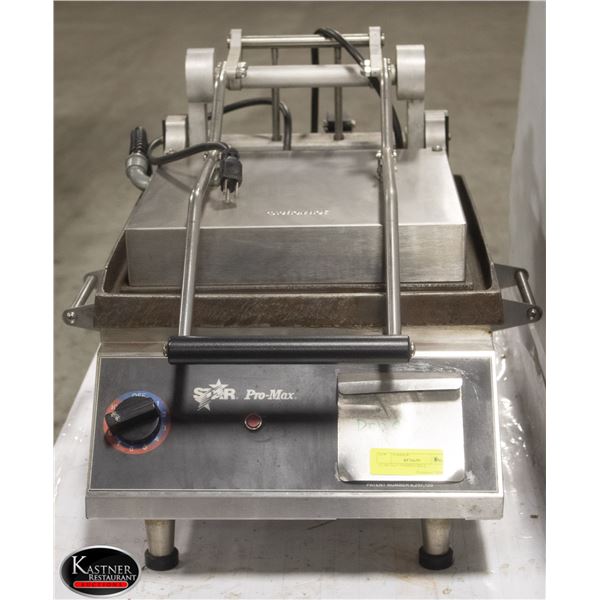 PRO-MAX STAR FLAT PANINI GRILL