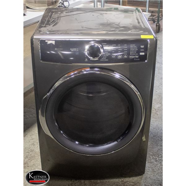 SCRATCH & DENT ELCTROLUX CLOTHES DRYER