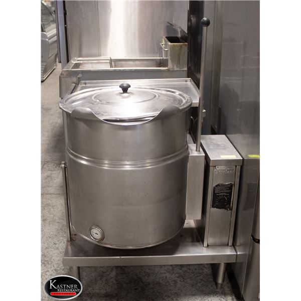 CELEVLAND TILITING STEAM KETTLE