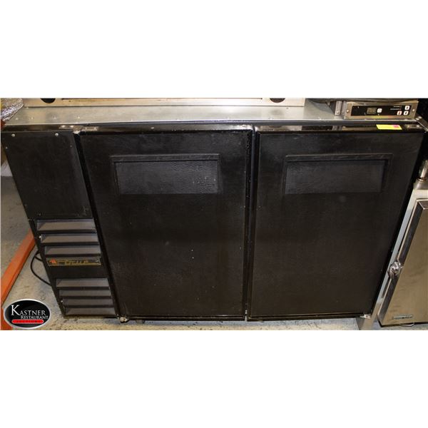 TRUE UNDER COUNTER COOLER