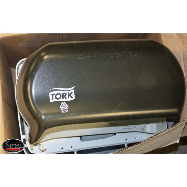 LOT OF WALL MOUNT PAPER TOWEL DISPENSERS &