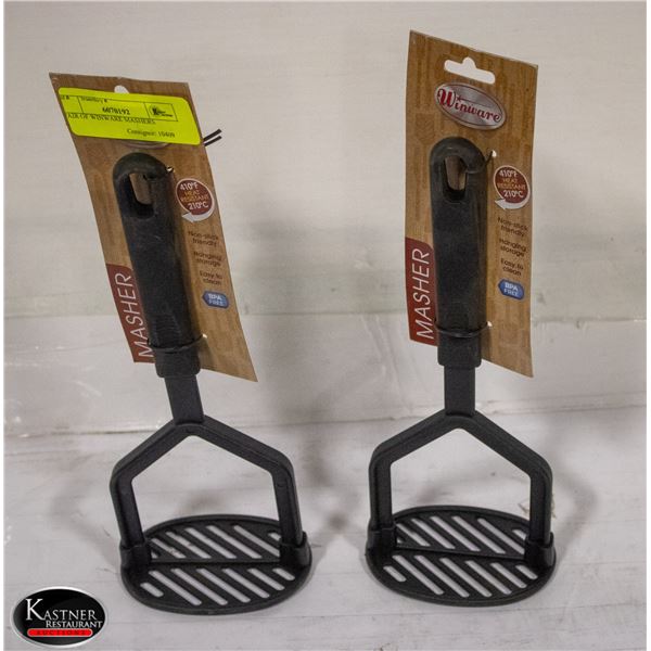 PAIR OF WINWARE MASHERS