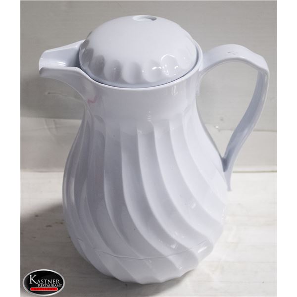 NEW WHITE 64OZ VOLLRATH SWIRL SERVE INSULATED
