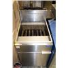 Image 1 : MRE NATURAL GAS DEEP FRYER