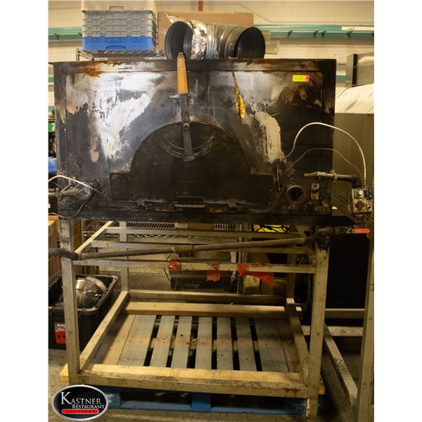 STONE NATURAL GAS PIZZA OVEN