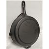 Image 4 : NEW GOURMET 13" CAST IRON W/ DOUBLE POUR SPOUTS
