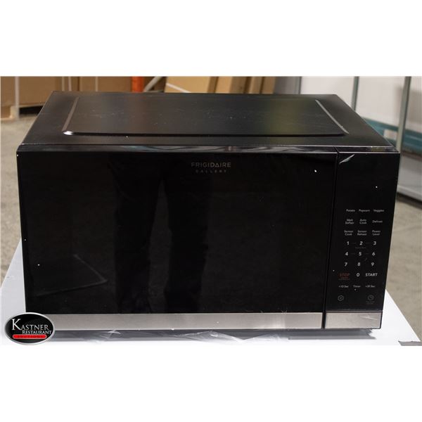 FRIGIDAIRE GALLERY 30" BUILT IN MICROWAVE OVEN W/