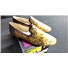 Image 2 : SIZE 9 MUSIC POINTED SMOKING SLIPPERS, JAPANESE SCREEN SMOKING SLIPPERS, MAISON MODERNE