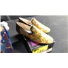 Image 2 : SIZE 9 ALMOND POINTED SMOKING SLIPPERS, JAPANESE SCREEN SMOKING SLIPPERS, ALBERTO VARGAS PURSE
