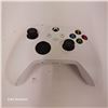Image 1 : Xbox ONE Wireless Controller - White