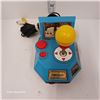 Image 1 : Retro 2004 Ms. Pac-Man 5 in 1, Plug and Play, Video Game, Namco by Jakks